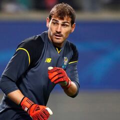 O Jogo: Casillas fue suplente por el uso constante del móvil y la falta de actitud al entrenarse