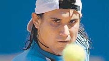 <b>EN TIERRA, FIRME.</b> En pistas de tierra, el valenciano ha sido el último español en ganar a Rafa (2004). Pasar las primeras rondas en Roland Garros es el gran objetivo general.