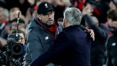 Soccer Football - FA Cup - Third Round - Liverpool v Everton - Anfield, Liverpool, Britain - January 5, 2020  Liverpool manager Juergen Klopp hugs Everton manager Carlo Ancelotti after the match  Action Images via Reuters/Carl Recine