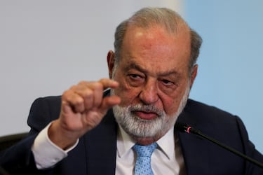 La millonaria carrera que ha perdido Carlos Slim frente a Elon Musk y le ha costado una parte de su fortuna 