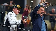 Javier Bardem y Brad Pitt recuerdan a Briatore y Fernando Alonso en el nuevo tráiler de la película de la ‘Fórmula 1′