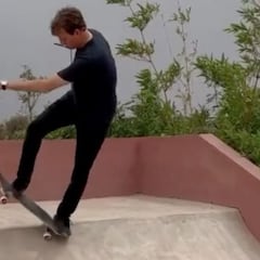 Tony Hawk patina en Marruecos con un chico que no le reconoció: "Esto es el skate"