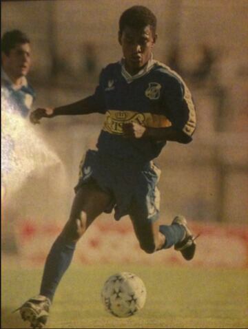 'Chocolatín' fue parte del histórico elenco boliviano que asistió a Francia '98. Antes, entre 1996 y 1997, fue parte del plantel de Everton.