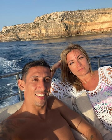 Jorgelina es la mujer de Ángel Di María, y a pesar de que comenzó siendo modelo, poco después dio un vuelco a su vida para centrarse en su familia con el futbolista.