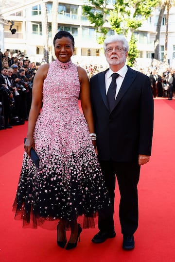 George Lucas y Mellody Hobson posa en la alfombra roja del último día del Festival. 