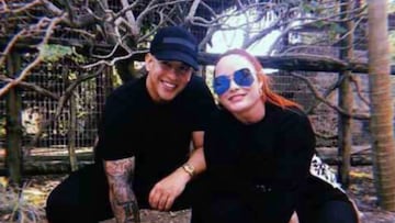 Daddy Yankee y su esposa Mireddys González disfrutaban de un paseo en yate y mientras escuchaban su nuevo tema, ella reaccionó.