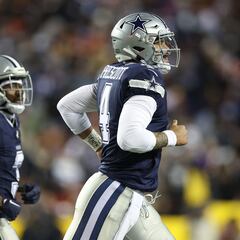 What does the Dallas Cowboys star represent and why are they considered America’s Team?