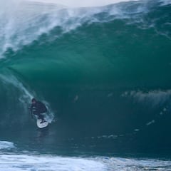 Nathan Florence y Kai Lenny, también ante las olas gigantes de Irlanda