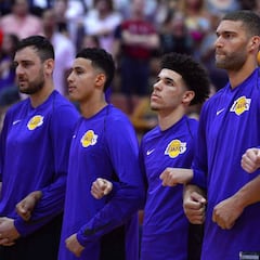 Los Warriors, único equipo que no protestó durante el himno