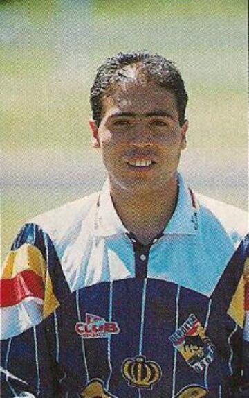 Destacado ex defensa central de los 90' Es uno de los jugadores más importantes en la historia de Provincial Osorno, donde jugó tres años.