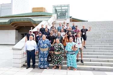 En las entrañas del sumo: 16.000 calorías diarias para ‘deidades en vida’ 