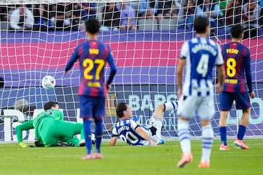 El lateral realista hizo un buen gol, de killer. Indetectable en su entrada al área, cuando el balón llegó a la frontal del área pequeña su remate recordó a los de Oyarzabal.