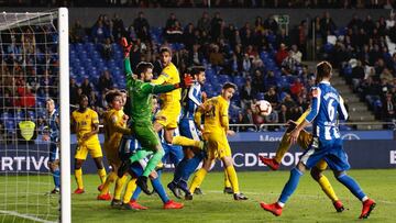 El Alcorcón también pesca en Riazor