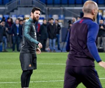 Barcelona's Lionel Messi in training session at San Paolo stadium this evening