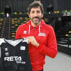 Mumbrú: "Bilbao y Miribilla no pueden estar sin baloncesto"