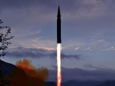 Hwasong-12, así es el misil que Corea del Norte ha lanzado sobre Japón