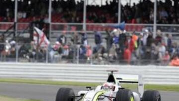 Button: "Es casi imposible ganar o alcanzar el podio"