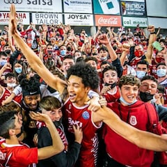 El Unicaja se suicida ante Baxi Manresa