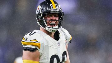 BALTIMORE, MARYLAND - JANUARY 06: T.J. Watt #90 of the Pittsburgh Steelers reacts after a sack in the third quarter of a game against the Baltimore Ravens at M&T Bank Stadium on January 06, 2024 in Baltimore, Maryland.   Patrick Smith/Getty Images/AFP (Photo by Patrick Smith / GETTY IMAGES NORTH AMERICA / Getty Images via AFP)