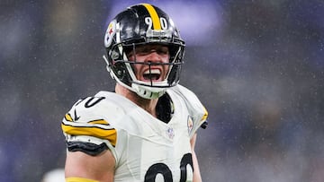 BALTIMORE, MARYLAND - JANUARY 06: T.J. Watt #90 of the Pittsburgh Steelers reacts after a sack in the third quarter of a game against the Baltimore Ravens at M&T Bank Stadium on January 06, 2024 in Baltimore, Maryland. Patrick Smith/Getty Images/AFP (Photo by Patrick Smith / GETTY IMAGES NORTH AMERICA / Getty Images via AFP)