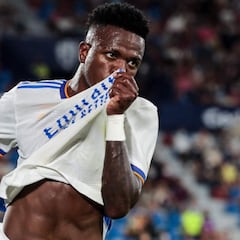 Vinicius, socorrista de lujo