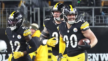 Jan 4, 2026; Pittsburgh, Pennsylvania, USA; Pittsburgh Steelers linebacker T.J. Watt (90) reacts after recovering a fumble against the Baltimore Ravens during the second half at Acrisure Stadium. Mandatory Credit: Charles LeClaire-Imagn Images