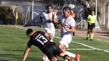 El terrible debut del ayudante de Quinteros por evitar irse a la B