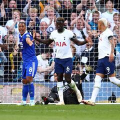 Davinson, presente en goleada de Tottenham con show de Son