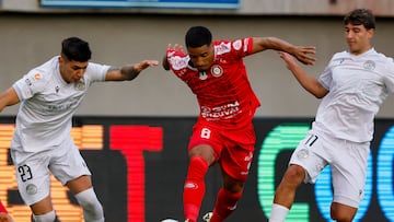 La U pierde a otro refuerzo: “Le faltaron el respeto... se quedará con nosotros”