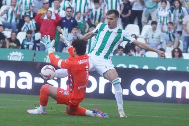 Crdoba y Castelln firman un espectacular reparto de puntos