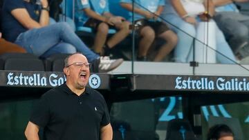El entrenador del Celta, Rafa Benítez, durante el partido de la séptima jornada de LaLiga que Real Celta de Vigo y Deportivo Alavés disputan este jueves en el estadio de Balaídos.