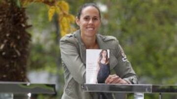 “En el libro 'Nací luchando' está la Amaya detrás de la deportista”