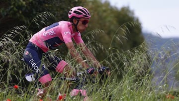 Fernando Gaviria trato de sorprender a Peter Sagan en el esprint final, pero termin&oacute; en segundo lugar. Sebasti&aacute;n Molano tambi&eacute;n fue protagonista de la jornada.