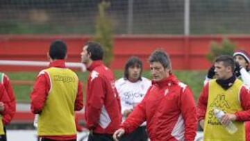 <b>UNIDAD. </b>Los jugadores están concienciados del trabajo que tienen por delante para revertir la situación.