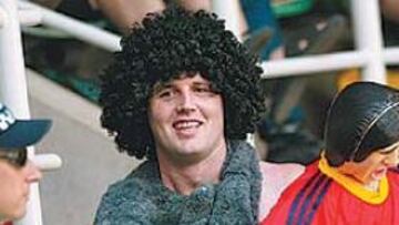 <b>NO LE PERDONAN.</b> Los Fanatics no olvidan la fi nal de Barcelona.