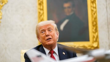U.S. President Donald Trump meets with NATO Secretary General Mark Rutte (not pictured), on the day President Trump announces a deal to get U.S. weapons to NATO, in the Oval Office at the White House in Washington, D.C., U.S., July 14, 2025. REUTERS/Nathan Howard
