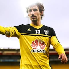 Riera, el mochilero que no pudo huir del fútbol ni en las antípodas