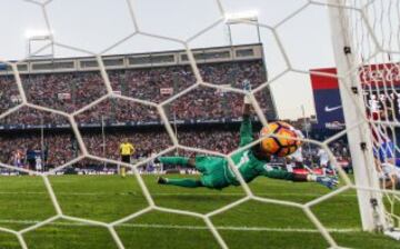 Gameiro marca el 3-1.