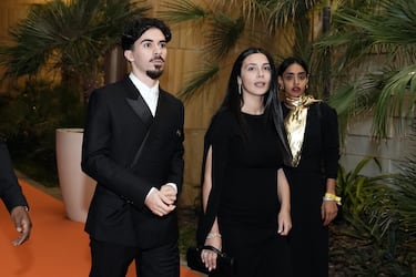 Vitinha y su prometida.