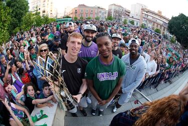 El Unicaja de Málaga celebra su segundo título de la BCL (Basketball Champions League) en La Parroquia, Basílica y Real Santuario de Santa María de la Victoria y de la Merced.