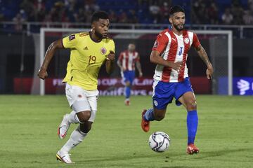 Por la fecha 10 de las Eliminatorias Sudamericanas, el equipo de Reinaldo Rueda se llevó un punto del estadio Defensores del Chaco. Sanabria marcó para el local mientras que Cuadrado empató el partido.