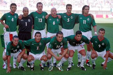 Primer partido de México en Corea-Japón 2002, el 3 de junio del 2002 en el Estadio Niigata.
Jared Borgetti, Gabriel Caballero, Manuel Vidrio, Braulio Luna, Salvador Carmona. . .