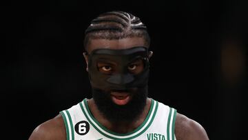 BOSTON, MASSACHUSETTS - MARCH 08: Jaylen Brown #7 of the Boston Celtics looks on wearing a protective face mask during the game against the Portland Trail Blazers at TD Garden on March 08, 2023 in Boston, Massachusetts. The Celtics defeat the Trail Blazers 115-93. NOTE TO USER: User expressly acknowledges and agrees that, by downloading and or using this photograph, User is consenting to the terms and conditions of the Getty Images License Agreement. Maddie Meyer/Getty Images/AFP (Photo by Maddie Meyer / GETTY IMAGES NORTH AMERICA / Getty Images via AFP)