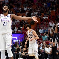 Embiid se exhibe a la espera de Butler y más problemas de Fultz