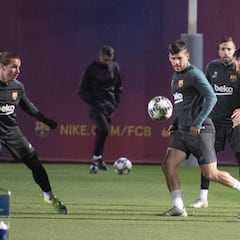 Si Carles Pérez juega 30 minutos tendrá ficha del primer equipo