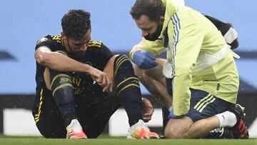 Pablo Mar赤 dice adi車s a la temporada con el Arsenal