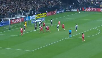 Un ex Colo Colo se hace grande en Brasil con esta jugada: ¿lo extrañarán en el Monumental?