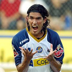 'El Loco' Abreu cuenta cómo 'Pep' Guardiola y Juan Manuel Lillo mejoraron su juego