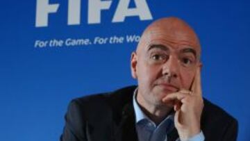 FIFA suprimirá el triple castigo: penalti, roja y suspensión