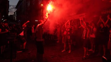 30/06/20 LIGA ENDESA LIGA ACB BALONCESTO BASKET
FINAL VALENCIA CORONAVIRUS COVID19
BARCELONA - KIROLBET BASKONIA
AFICIONADOS SEGUIDORES EN VITORIA ALEGRIA CELEBRACION CAMPEONES